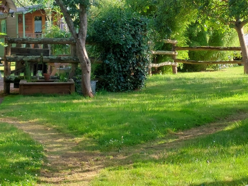 roulottes-de-la-Brauderie-chemin